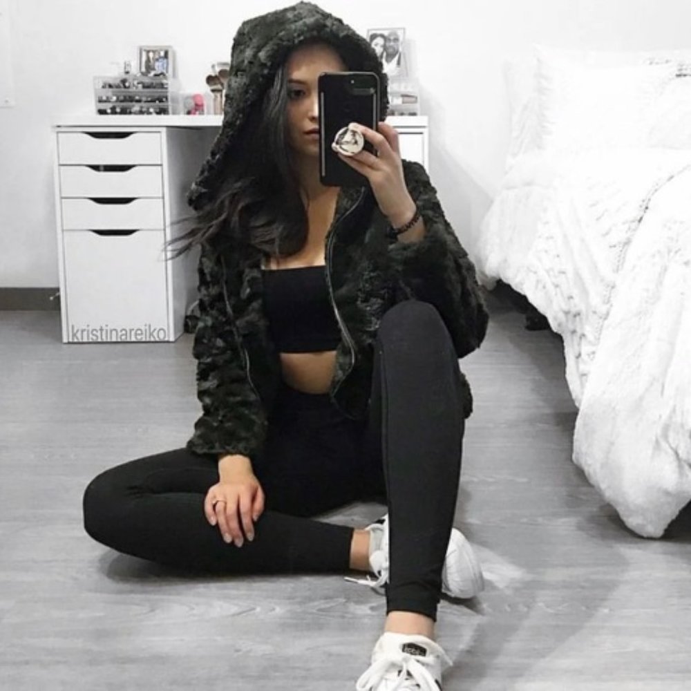 Forever 21 Dark Olive Green Faux Fur Jacket with a Hood and Zipper Pockets